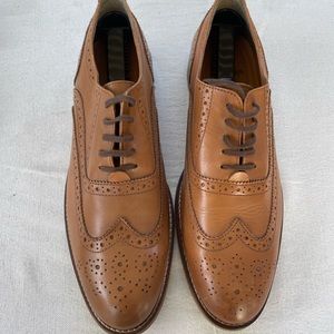 Comfortable dress shoes male in size 11